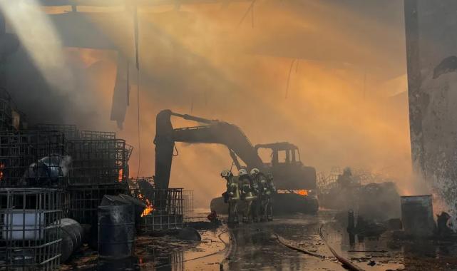 İzmir Torbalı’daki fabrika yangını kontrol altında