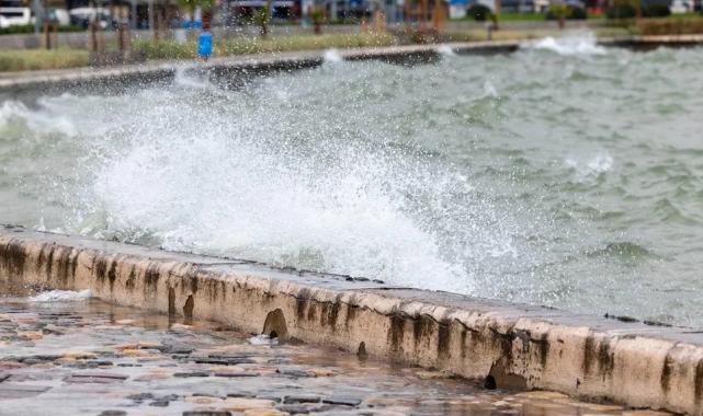 İzmir’deki deniz yükselmesi ters barometre etkisi!