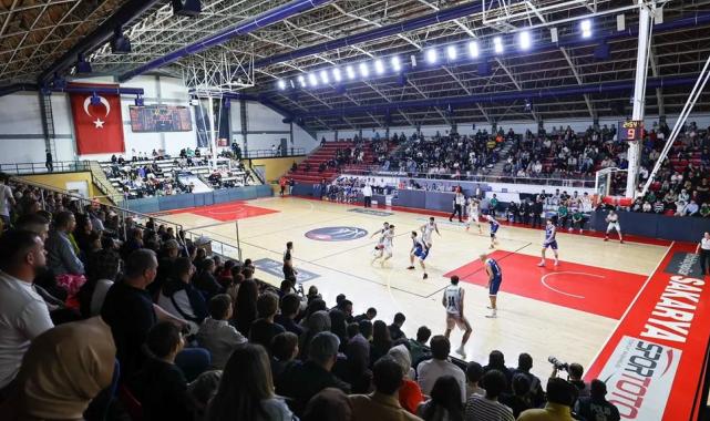 Lider Sakarya, taraftarı önünde Kütahya BSK’ı ağırlayacak