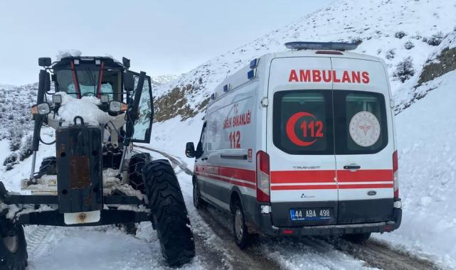 Malatya’da ekipler karla mücadele için seferber