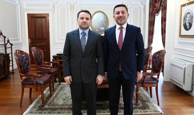 Nevşehirli Adalet Bakanı’na hemşehrisinden ziyaret