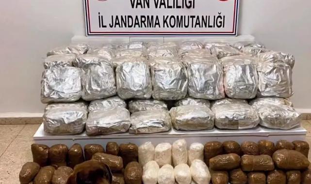 Van ve Hakkari’de 406 kilogram uyuşturucu ele geçirildi