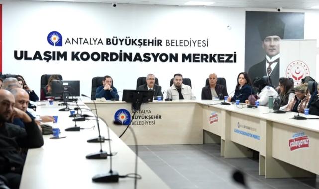 Antalya’da toplu ulaşım şoförlerine eğitim