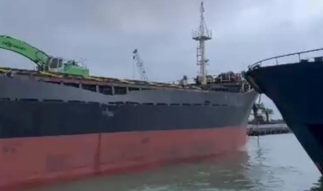 Bartın Limanı’nda iki gemi çarpıştı: Can kaybı yok!