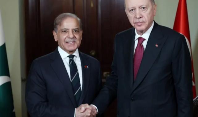 Cumhurbaşkanı Erdoğan, Şahbaz Şerif’le görüştü.. Erdoğan’ın barış diplomasisi sürüyor