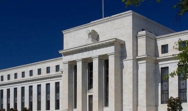 Fed faizi sabit tuttu! Powell’dan ‘yüzde 2 enflasyon hedefi’ vurgusu