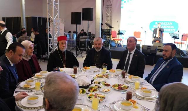 İstanbul’da Medeniyet Sofrası kuruldu