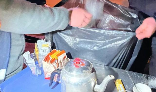 İzmir Zabıtası’ndan fahiş fiyat ve izinsiz satışa geçit yok!