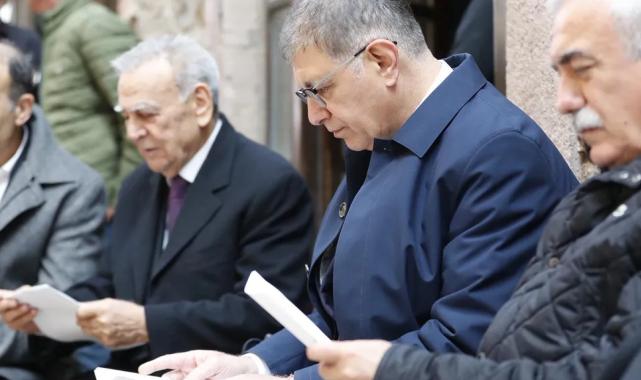 İzmir’de eski başkan Kocaoğlu’dan ‘Meslek Fabrikası’ desteği