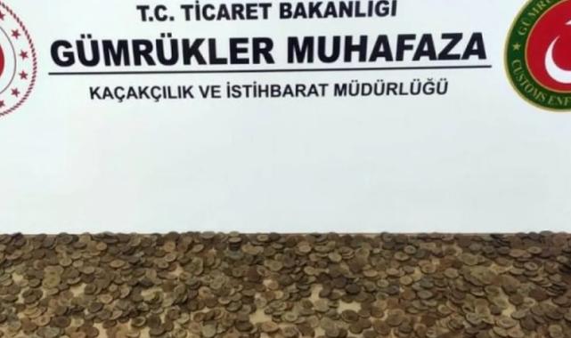 İzmir’den İtalya’ya kaçırılacaktı! 7 bin 550 sikke ve figür ele geçirildi