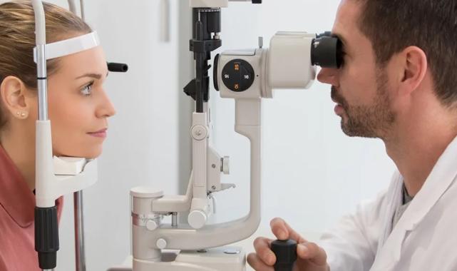 Katarakt sadece yaşlıların kapısını çalmıyor!