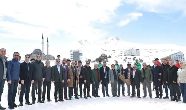 Kayseri Erciyes’te ‘kökbörü’ heyecanı