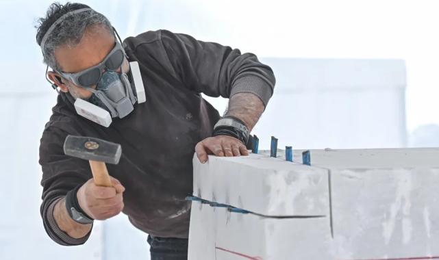 Marble İzmir’de mermer sanata dönüşüyor