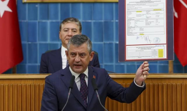 Özgür Özel’den sert eleştiriler… Erken seçim çağrısını yineledi