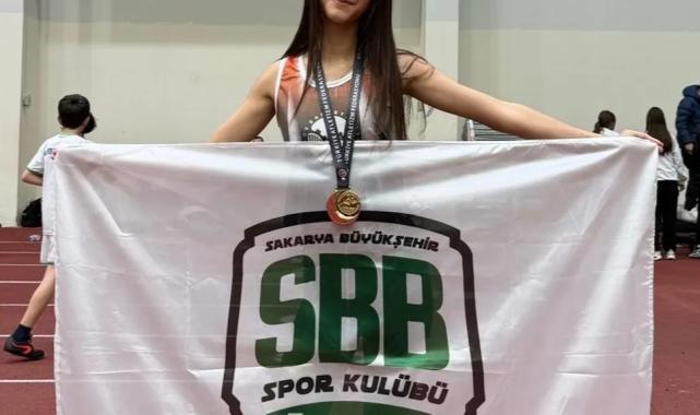 Sakarya Büyükşehirli sporcular dolu dizgin