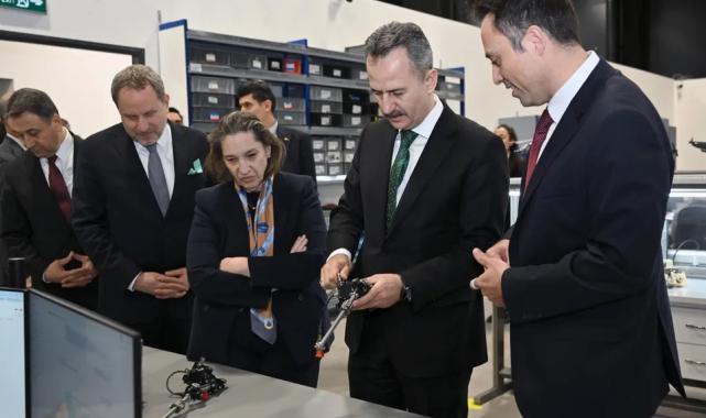 Savunma Sanayisine yeni üretim üssü… Kale ANDAR Fabrikası açıldı