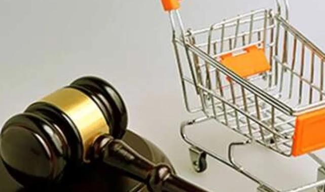 Ticaret ve Adalet bakanlıklarından 15 Mart mesajı