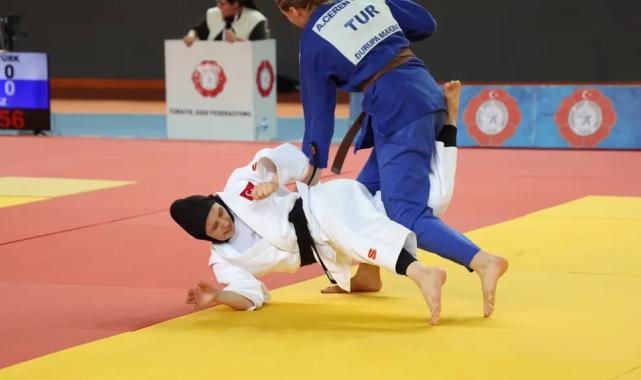 Trabzon’da Judo Şampiyonası nefes kesti