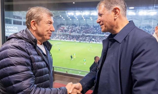 Türk futbolunun efsanesinden Başkan Tugay’a Karşıyaka Stadı teşekkürü