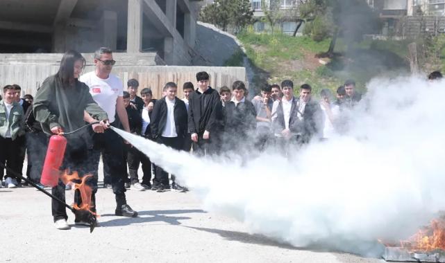 Ankara Keçiören’de gençlere afet bilinci