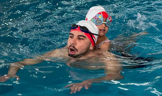 Antalya Yüzme Kursu: Konyaaltı Yüzme Kursu ve Yetişkin Eğitimleri ile Hızlı Öğrenme Rehberi
