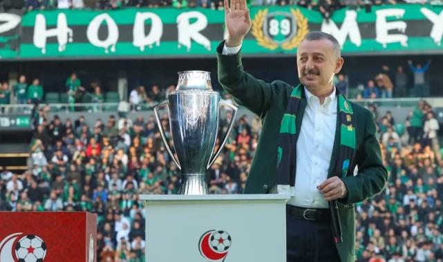 Başkan Büyükakın’dan Kocaelispor’a 60. yıl mesajı