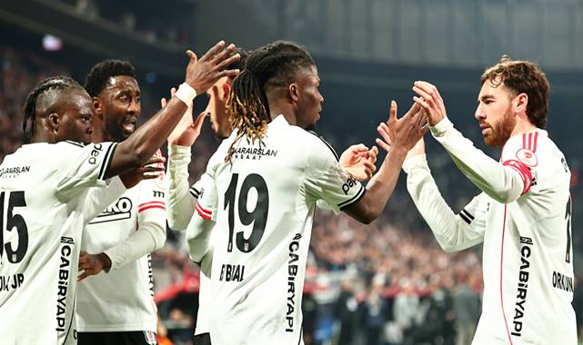 Beşiktaş 3-0 Corendon Alanyaspor (Maç Sonucu) Beşiktaş adını yarı finale yazdırdı!