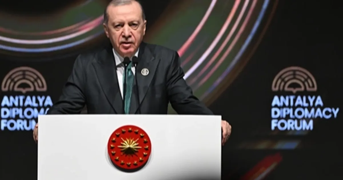 Cumhurbaşkanı Erdoğan’dan Antalya’dan barış ve diyalog mesajı