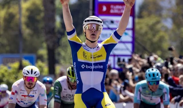 Cumhurbaşkanlığı Bisiklet Turu’nda ilk etap Tom Crabbe’nin