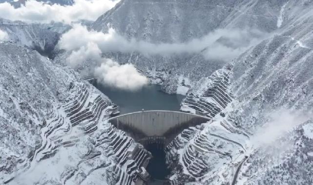 DSİ: Deriner Barajı 2025’te rekor elektrik üretti