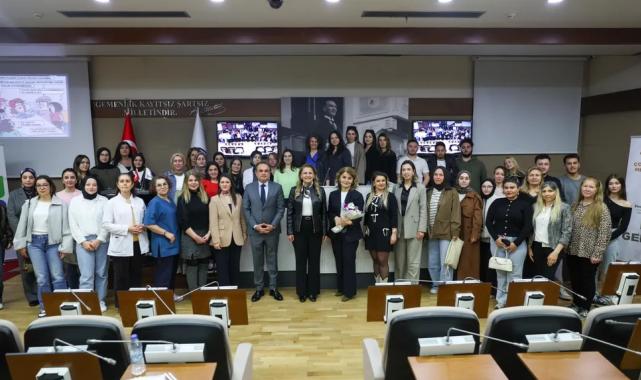 İstanbul Bakırköy’de gebelik eğitimi verildi