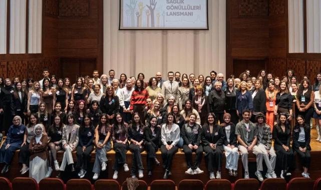 İzmir’in gönüllü sağlıkçıları sahaya iniyor