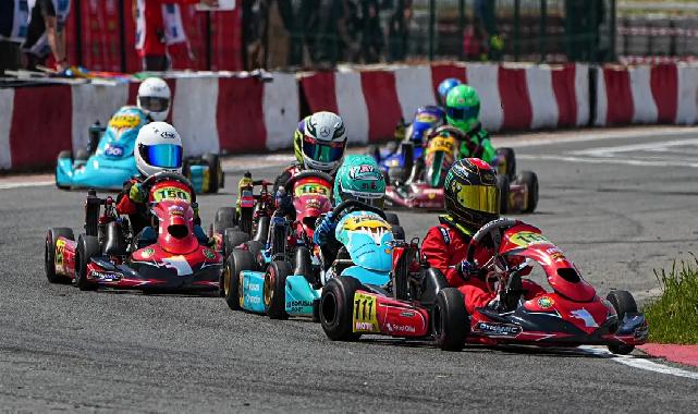 Karting sezon açılışında büyük çekişme