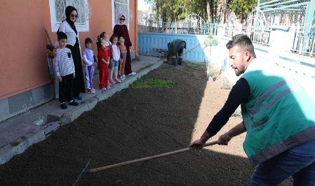 Kayseri Kocasinan’da minik eller toprağa değiyor