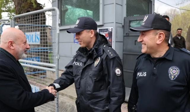 Kayseri Kocasinan’dan polislere anlamlı hediye