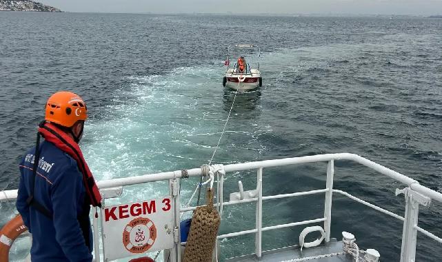 Küçükyalı açıklarında sürüklenen tekne kurtarıldı