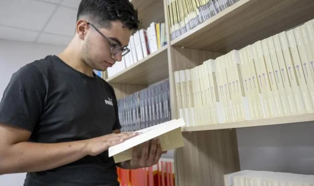 Mersin’de dijital kütüphane dönemi başladı