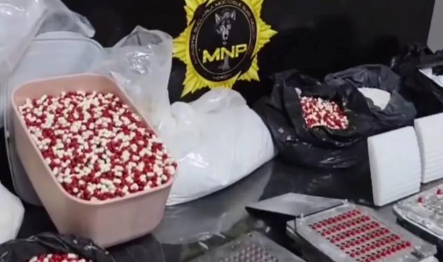 Mersin’de tonlarca sentetik ecza hammaddesi ele geçirildi