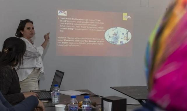 Mersin’de üretici kadınlara gıda okuryazarlığı eğitimi