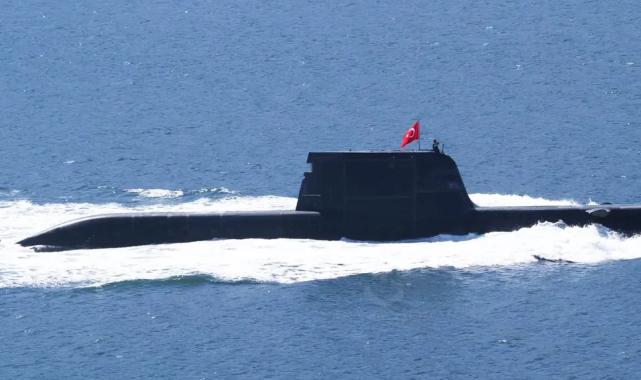 Savunma sanayi güçleniyor.. Yeni denizaltı ilk seferine çıktı