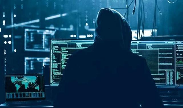 Sivas’ta ‘okullara saldırı’ iddiası paylaşan öğrenciye gözaltı!