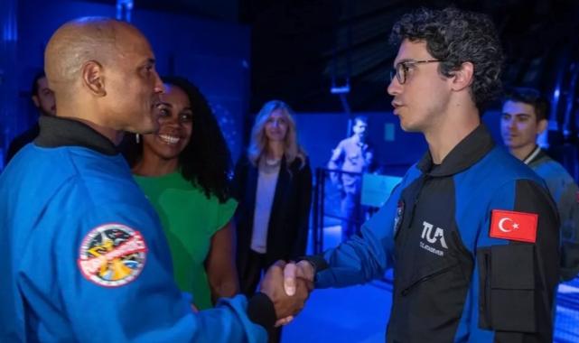 Türk astronot Atasever’den nostaljik ve hedef mesajlı paylaşım