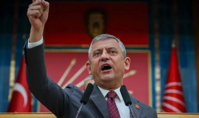 AK Parti’ye geçen Başkan Köksal’a ‘Özel’ tepki: CHP’nin kapısında yalvarma!