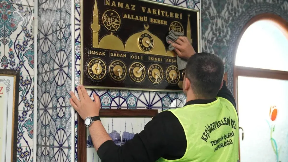 Ankara Keçiören’deki camilere kapsamlı bayram temizliği