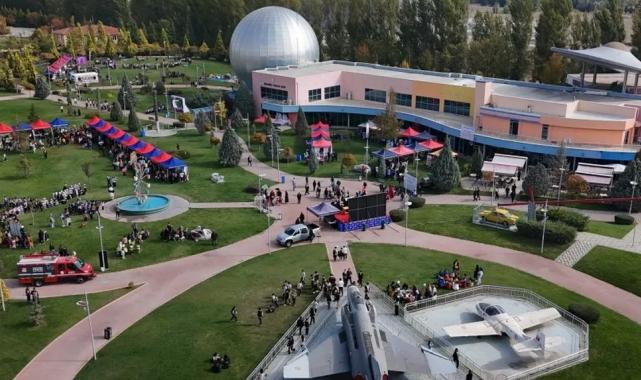 Bilimfest Eskişehir TÜBİTAK onayıyla tarihe geçti