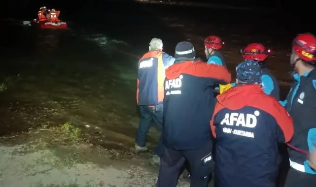 Bursa’da derede mahsur kalan 4 kişi AFAD ekiplerince kurtarıldı