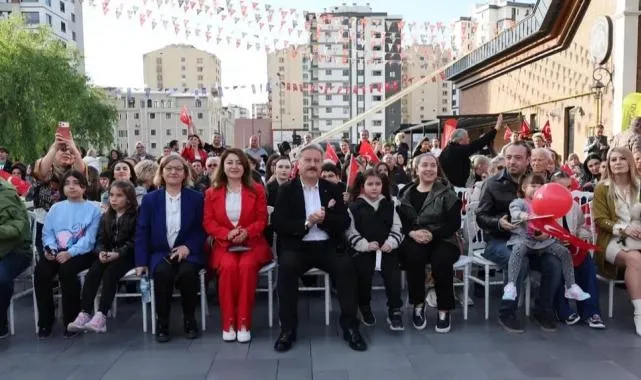 Çarşı Melikgazi’de 19 Mayıs coşkusu
