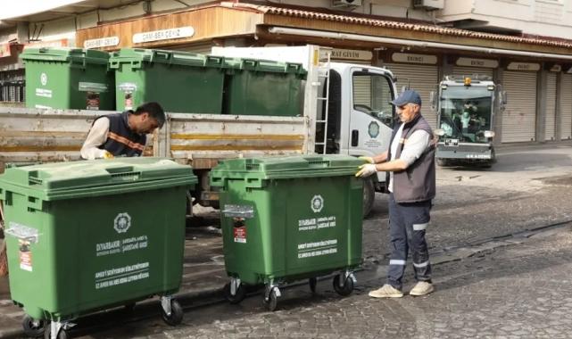 Diyarbakır’da yeni nesil çöp konteynerleri alanlarda