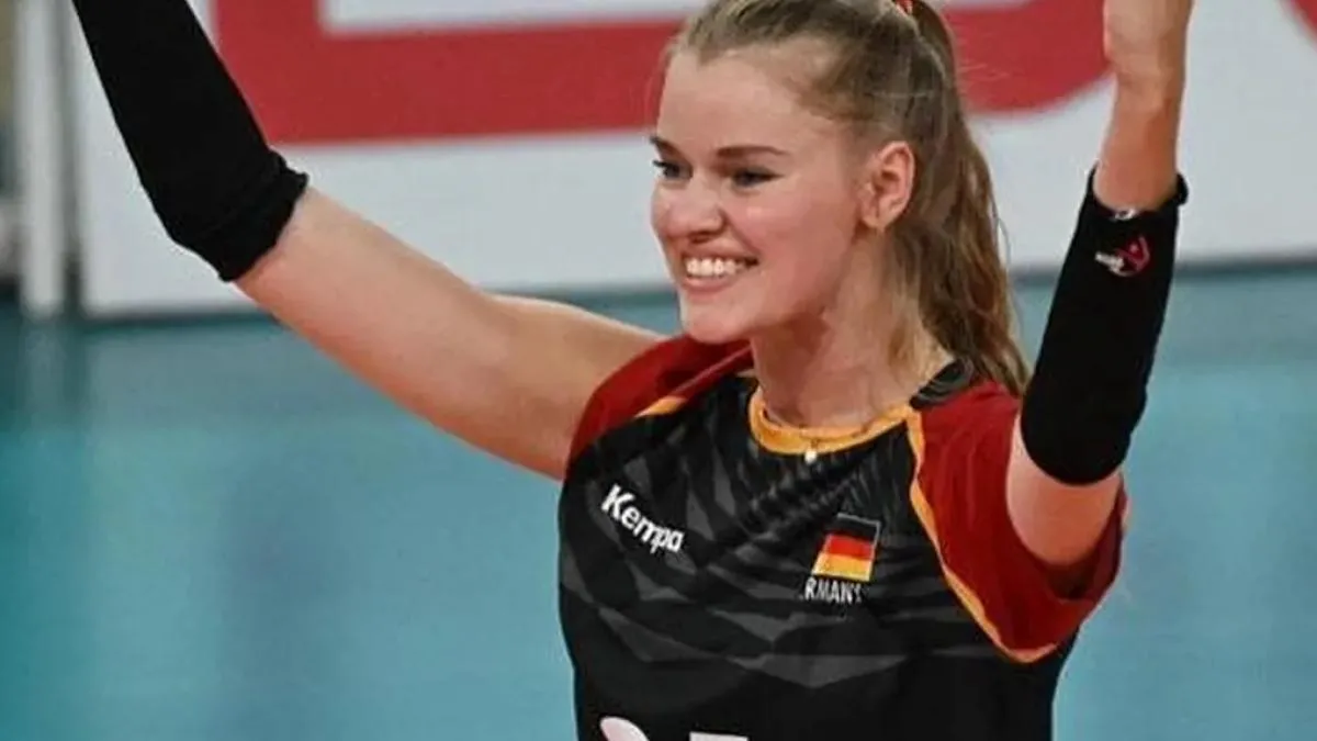 Eczacıbaşı Dynavit, Camilla Weitzel ile imzaları attı