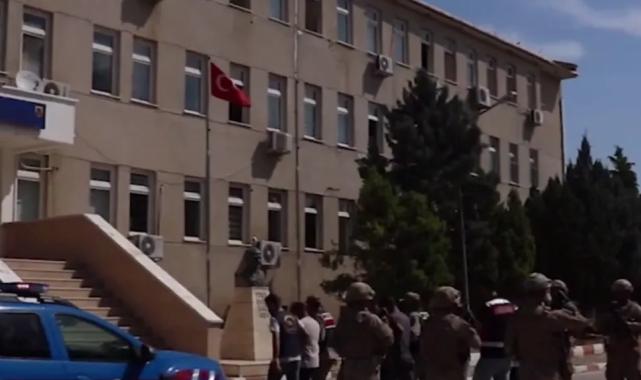 FETÖ’ye 33 ilde 43 tutuklama!